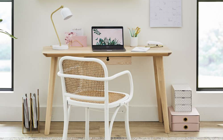 image of a clean desk during the daytime