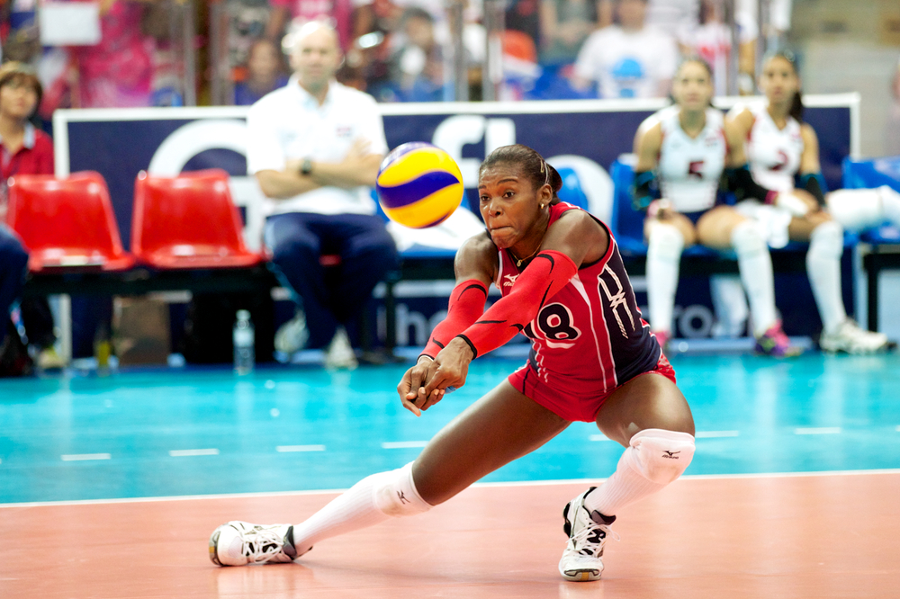 volleyball player passing